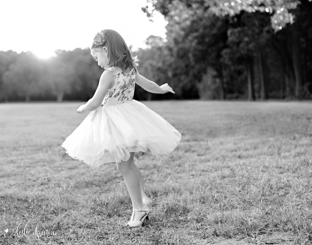 Ella three-year-old session | Children's Outdoor Photography | Colleyville, Tx