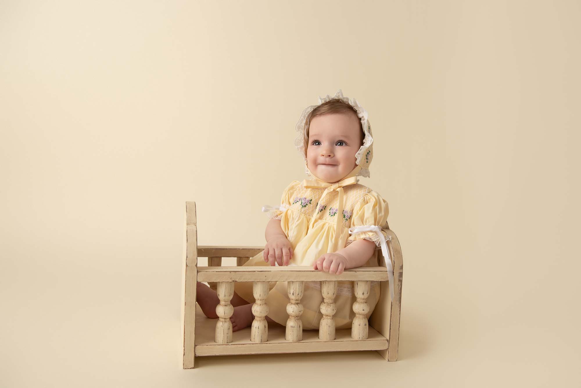 Baby-girl-sitter-session-vintage-doll-Northlake-photographer-08